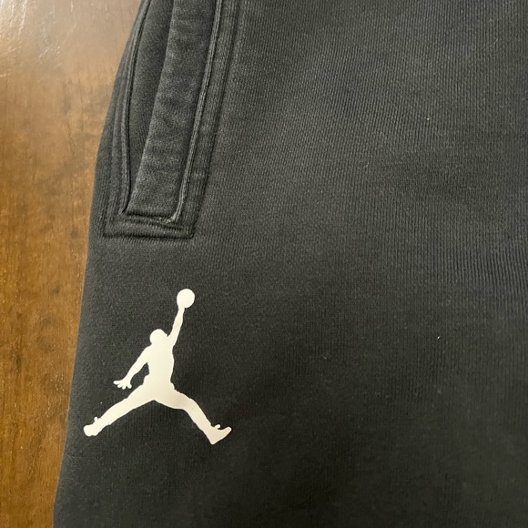 Mens Jordans Crewneck Sweatshirt with Sweatpants Set Size Small - Picture 9 of 13